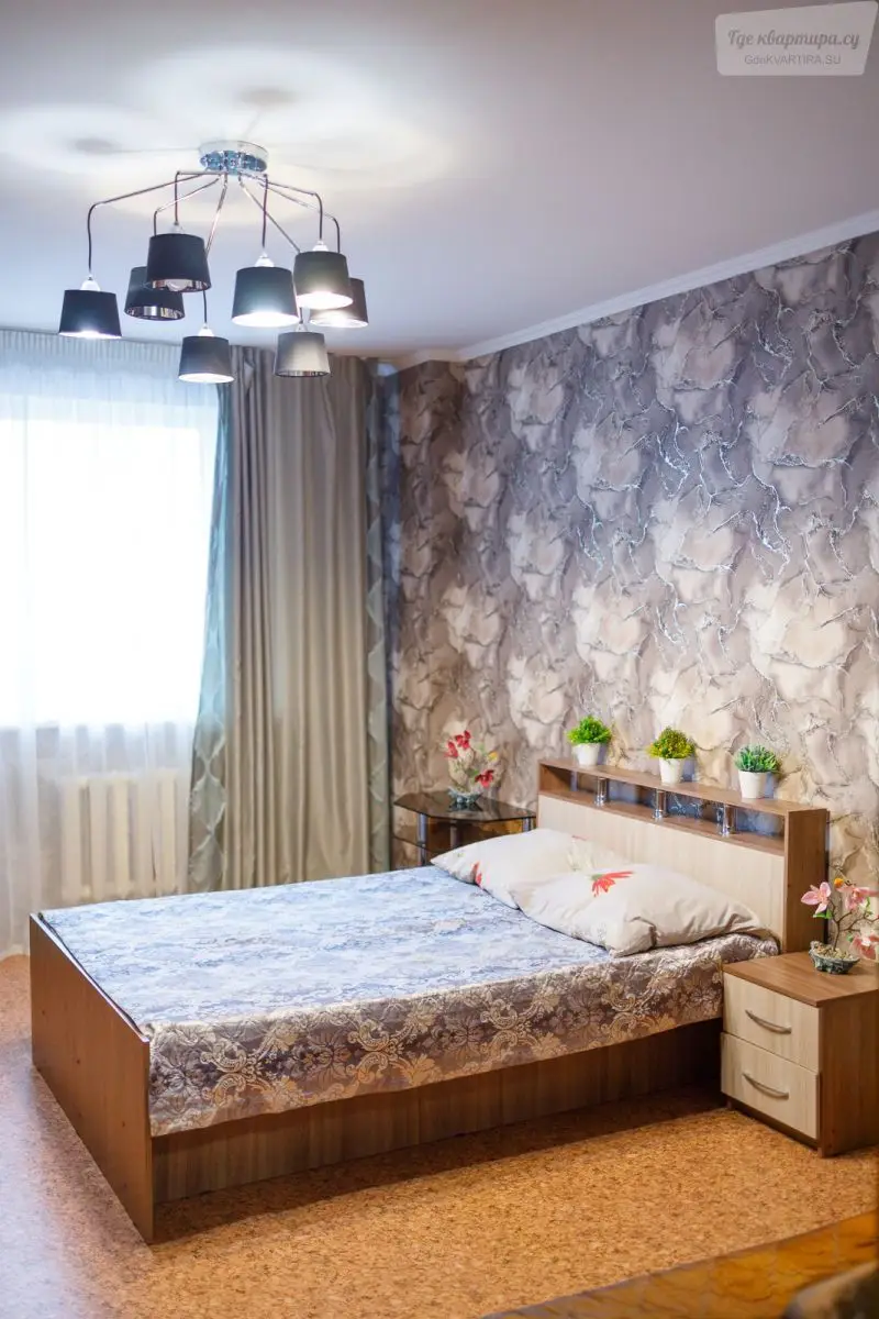 Революционная улица, 5