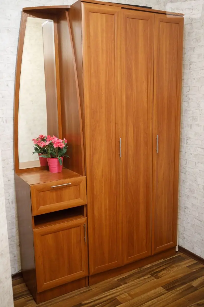 Революционная улица, 7