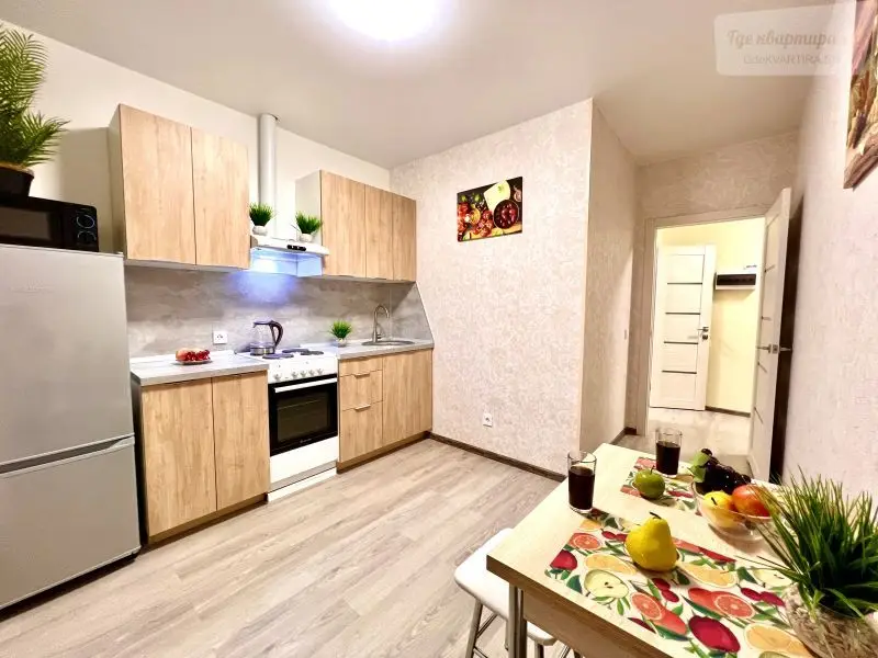 проспект Карла Маркса, 242