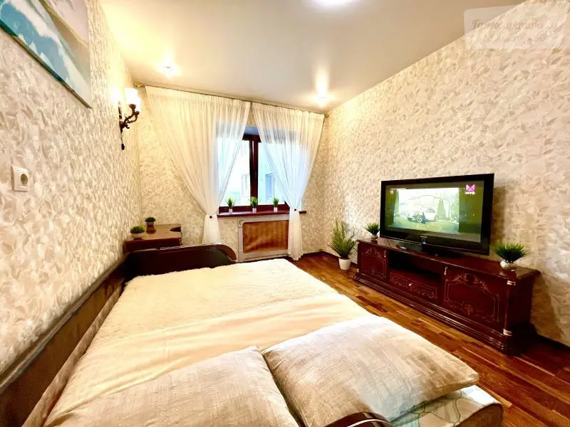 Коммунистическая улица, 27
