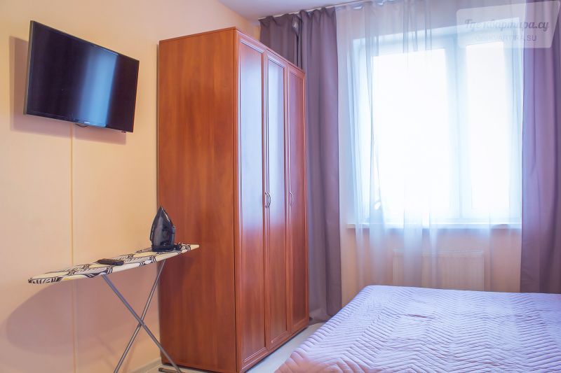 проспект Королёва, 7