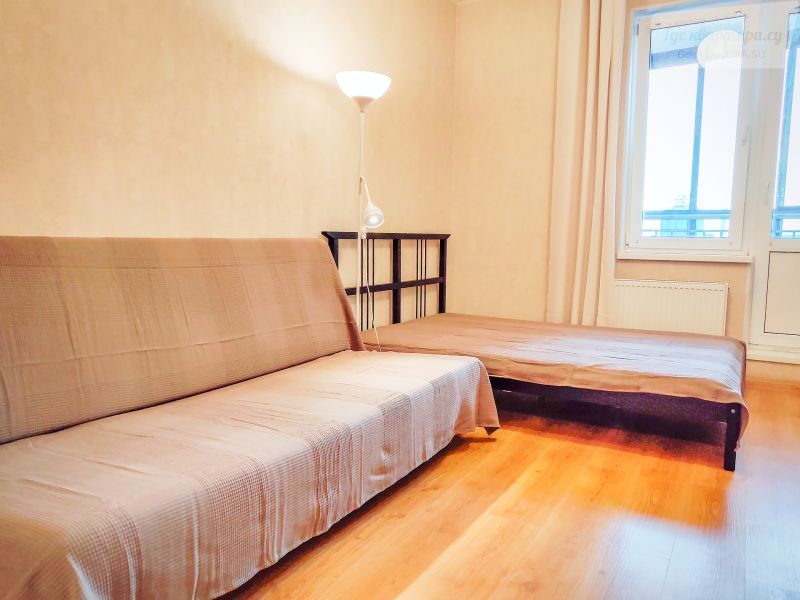 проспект Королёва, 7