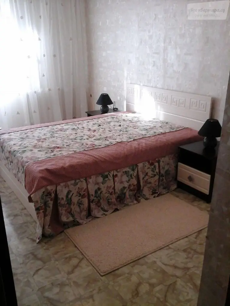 проспект Ленина, 1